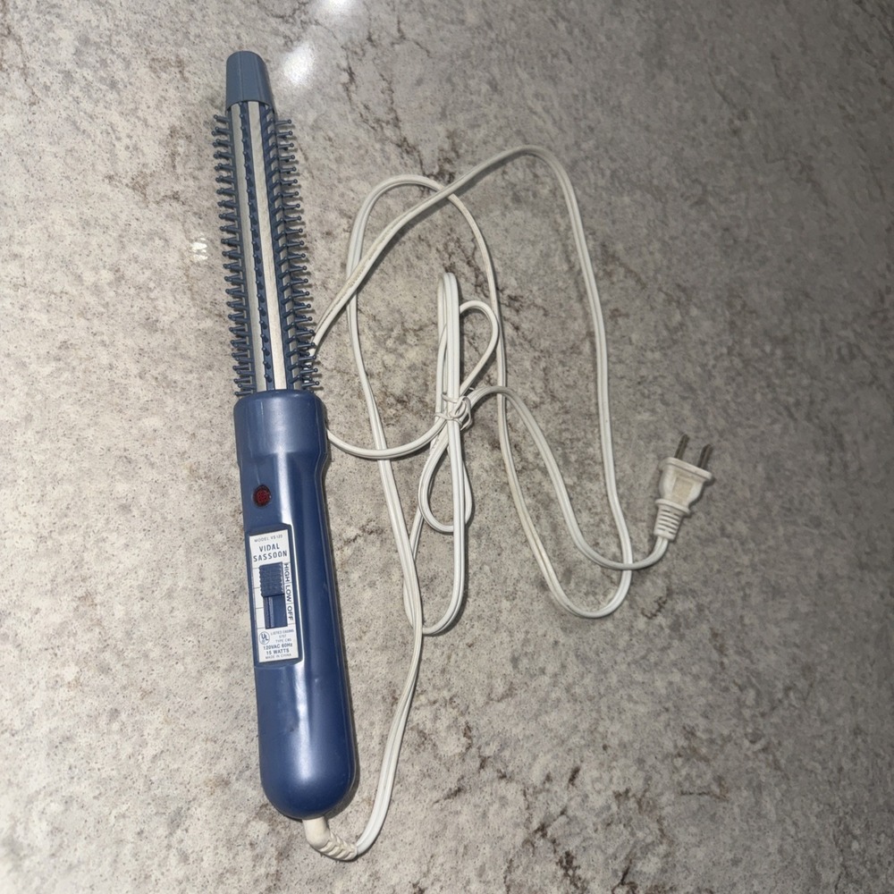 VTG Vidal Sassoon Professional Brush Iron Blue Model VS123C 3/4"  Barrel 2002